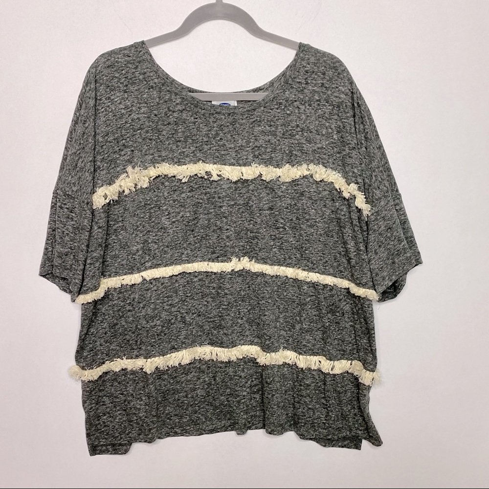 Old Navy gray short sleeve fringed top